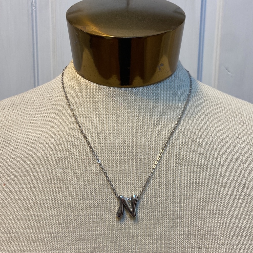 Vintage Sarah Coventry N Initial Silver Tone Necklace